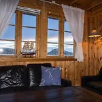 Domek letniskowy Vikaneset Havhotell 3*